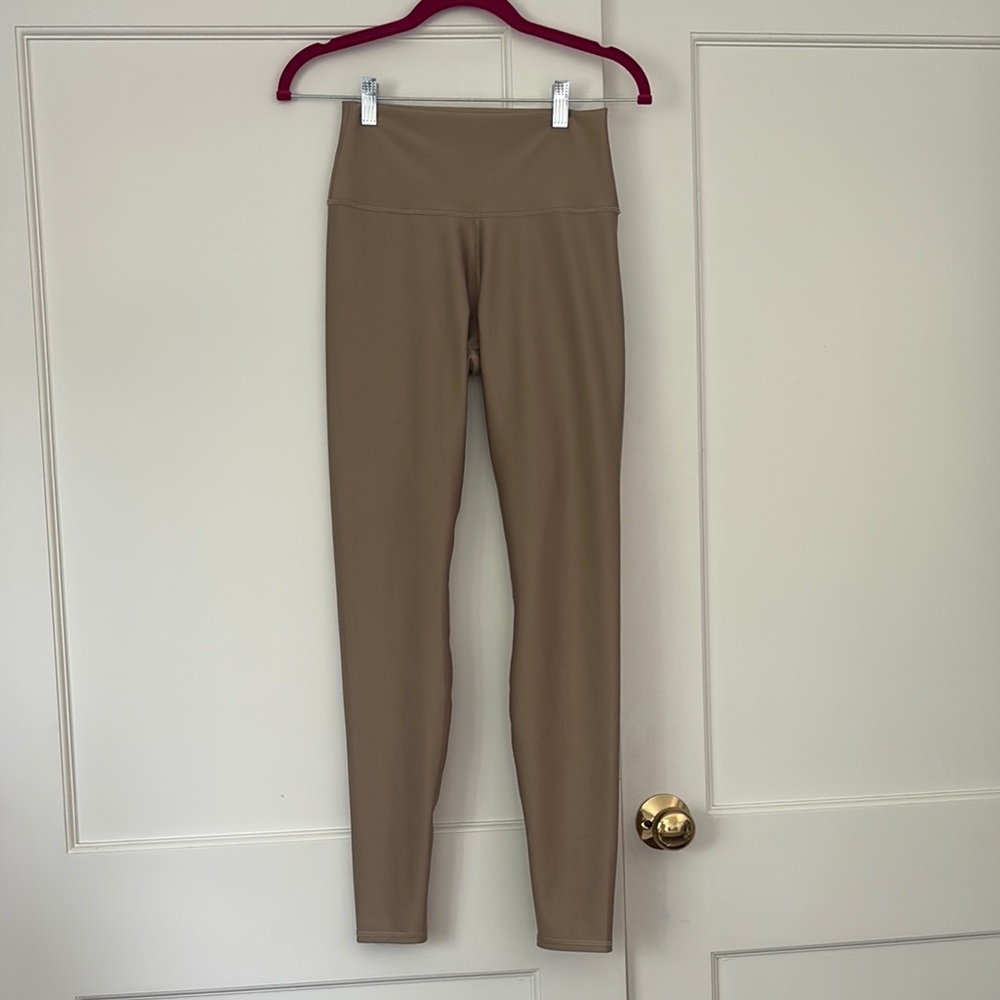 ALO Yoga Tan High-Waisted Leggings
